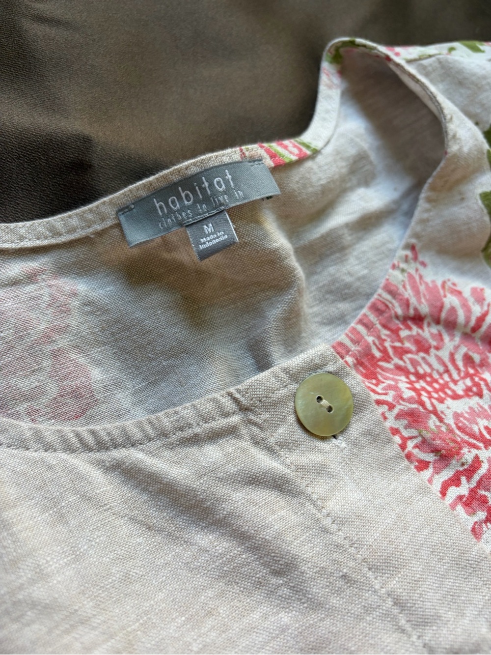 Habitat Neutral Linen-Blend Top with Pink Floral Accent